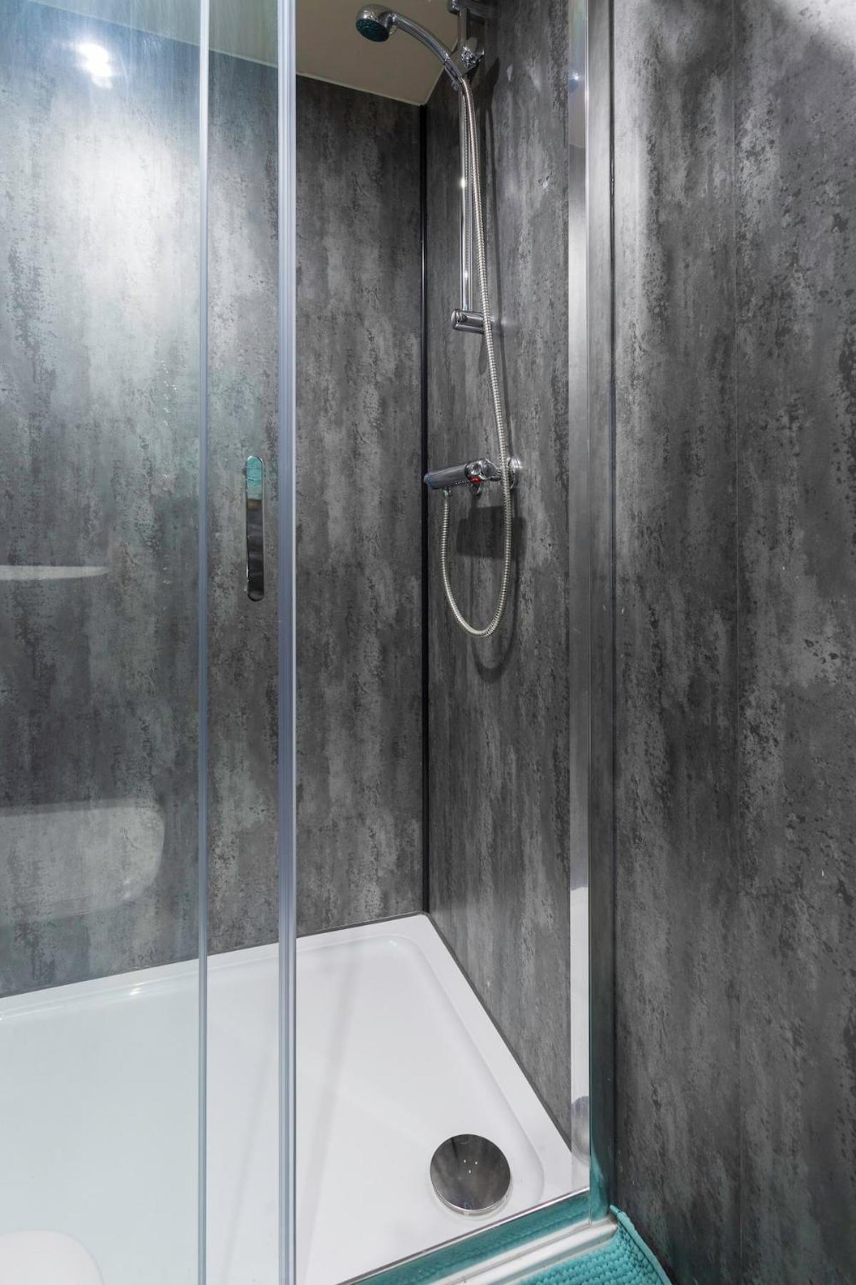 Apartment Majestic - Rose Platinum *